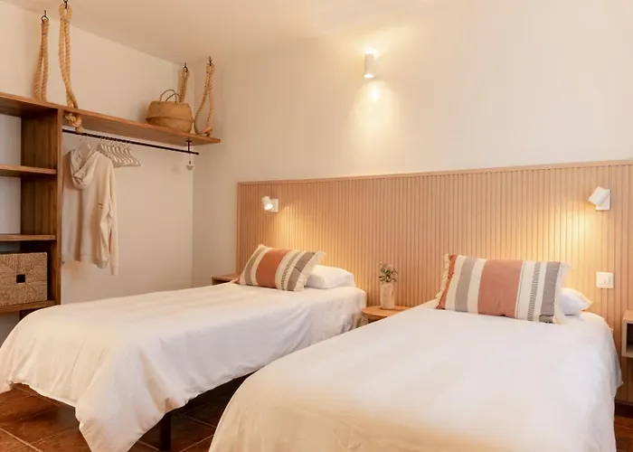 Sweet Caroline Villaverde