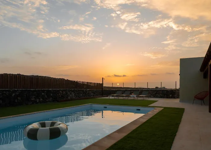 Sweet Caroline Willa *