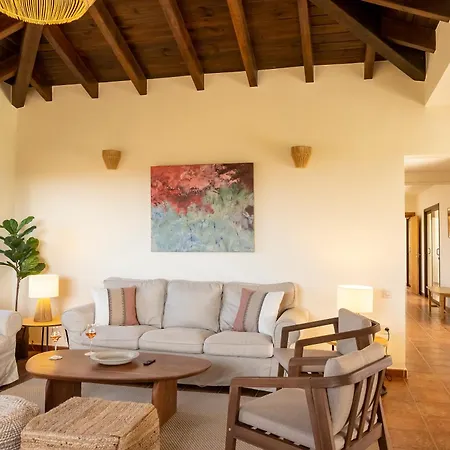Sweet Caroline Villa *